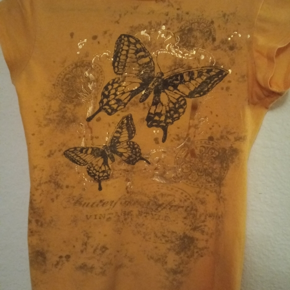 Gold/Blue Butterfly tee - Picture 6 of 10